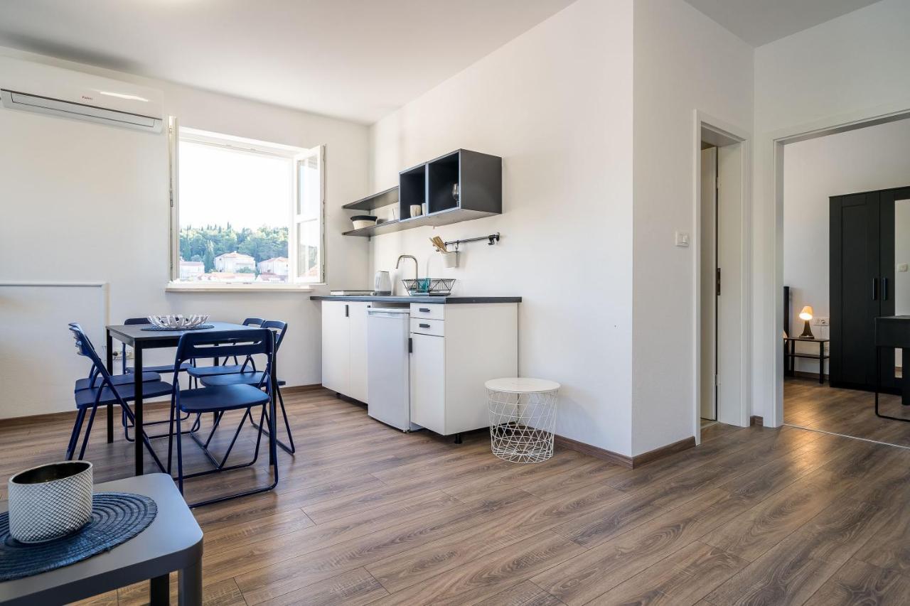 קאבטאט Residence & Pool Villa Schwarz Suites מראה חיצוני תמונה