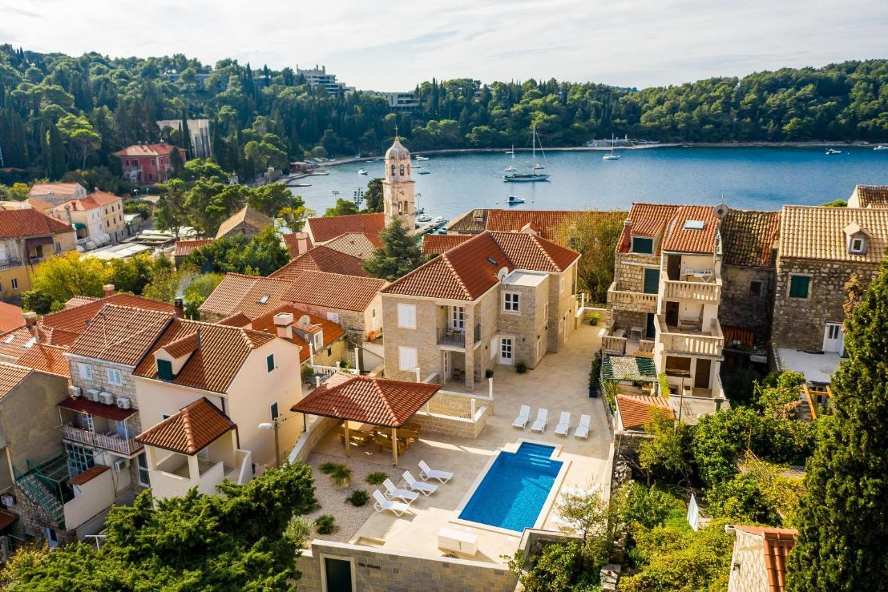 קאבטאט Residence & Pool Villa Schwarz Suites מראה חיצוני תמונה