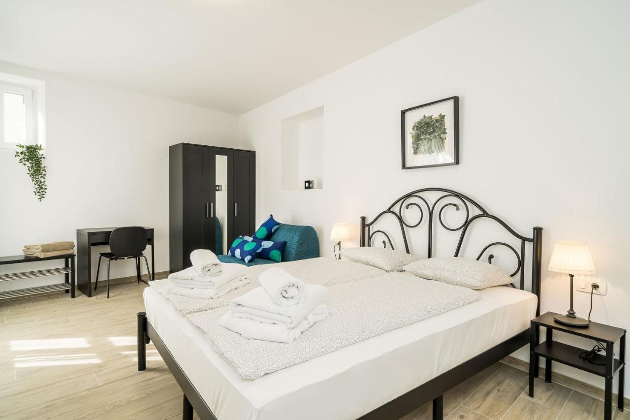 קאבטאט Residence & Pool Villa Schwarz Suites מראה חיצוני תמונה