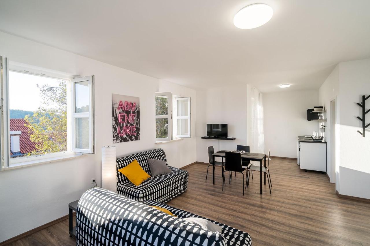 קאבטאט Residence & Pool Villa Schwarz Suites מראה חיצוני תמונה