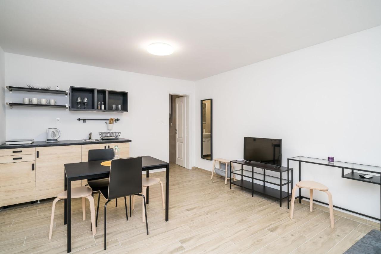 קאבטאט Residence & Pool Villa Schwarz Suites מראה חיצוני תמונה