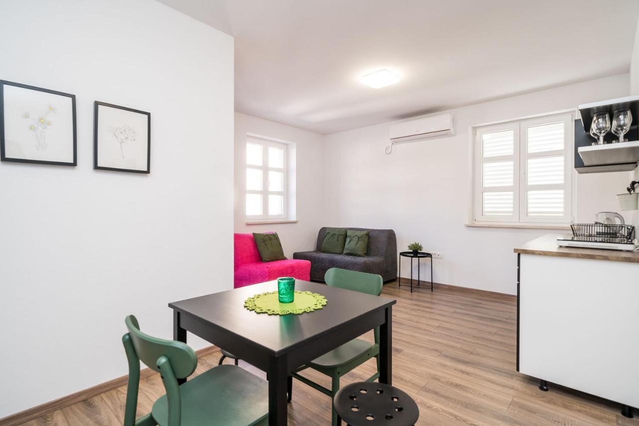 קאבטאט Residence & Pool Villa Schwarz Suites מראה חיצוני תמונה