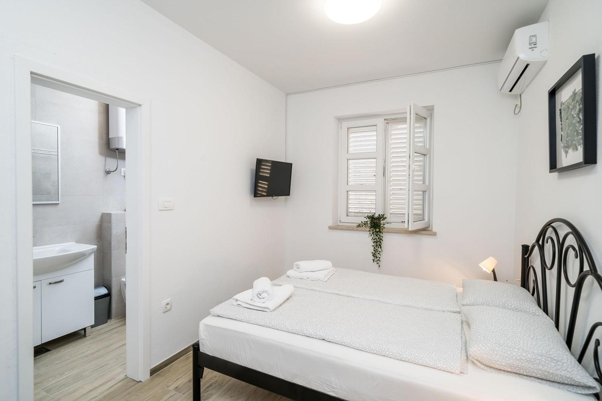 קאבטאט Residence & Pool Villa Schwarz Suites חדר תמונה